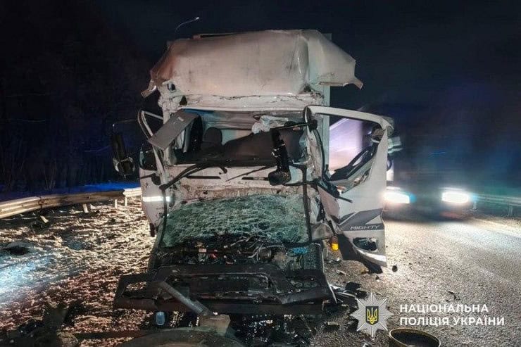 ДТП в Лубенському районі: зіткнулися дві вантажівки, 58-річний водій загинув